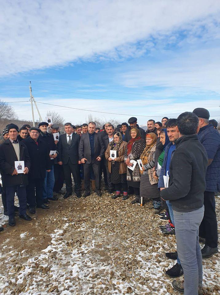 Şabran və Siyəzən seçiciləri Sadiq Qurbanovu seçir - FOTOLAR