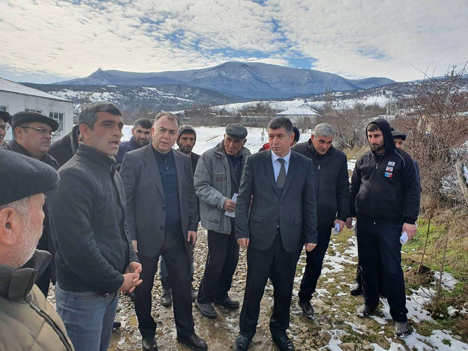 Şabran və Siyəzən seçiciləri Sadiq Qurbanovu seçir - FOTOLAR
