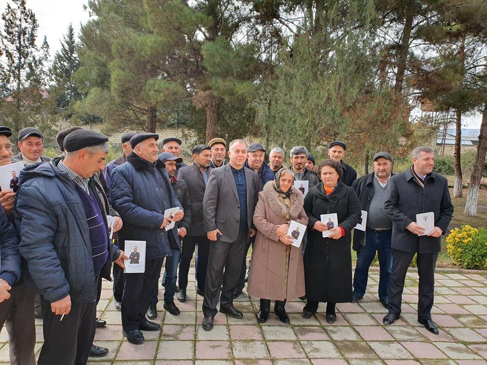 Şabran və Siyəzən seçiciləri Sadiq Qurbanovu seçir - FOTOLAR