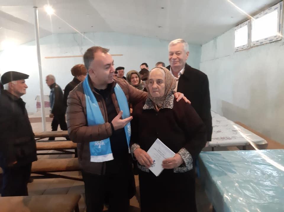 Şabran və Siyəzən seçiciləri Sadiq Qurbanovu seçir - FOTOLAR
