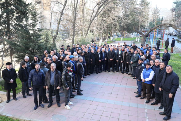 Yasamal sakinləri Ülvi Quliyevin xidmətlərini yüksək qiymətləndirir - FOTO/VİDEO