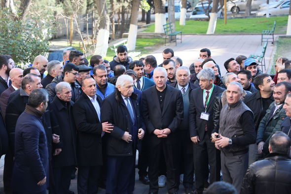 Yasamal sakinləri Ülvi Quliyevin xidmətlərini yüksək qiymətləndirir - FOTO/VİDEO