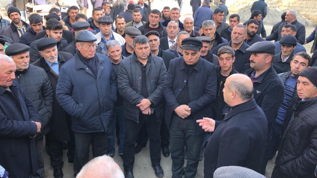 Çingiz Qənizadənin seçiciləri ilə izdihamlı görüşləri - Fotolar