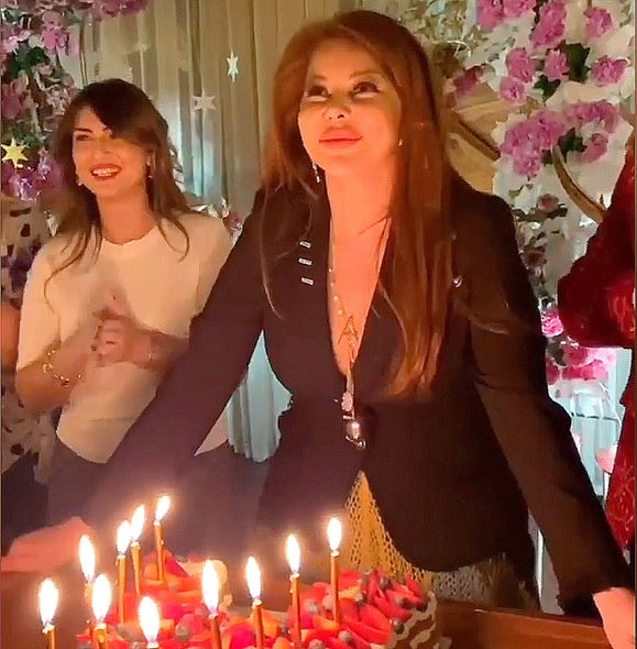 Aygün Kazımovanın gizli keçən ad günü məclisi - FOTO/VİDEO