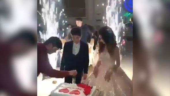 Boğularaq öldürülən 16 yaşlı gəlinin iki həftə əvvəlki toyundan - VİDEO
