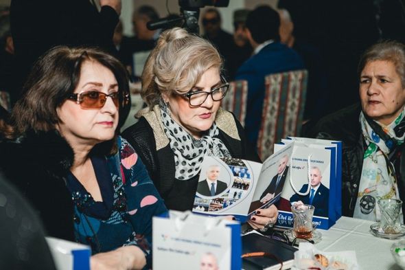 Seçicilər Ülvi Quliyevi izdihamla qarşıladı - FOTO