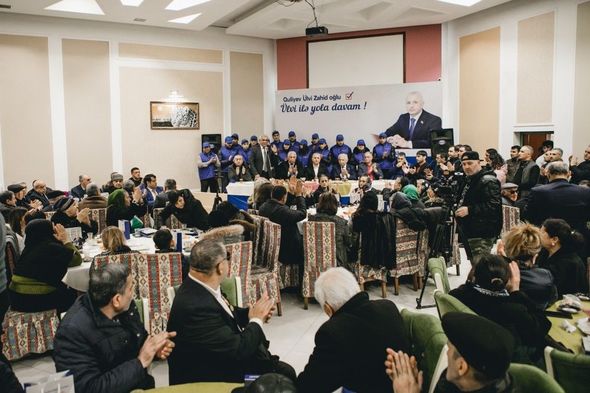 Seçicilər Ülvi Quliyevi izdihamla qarşıladı - FOTO