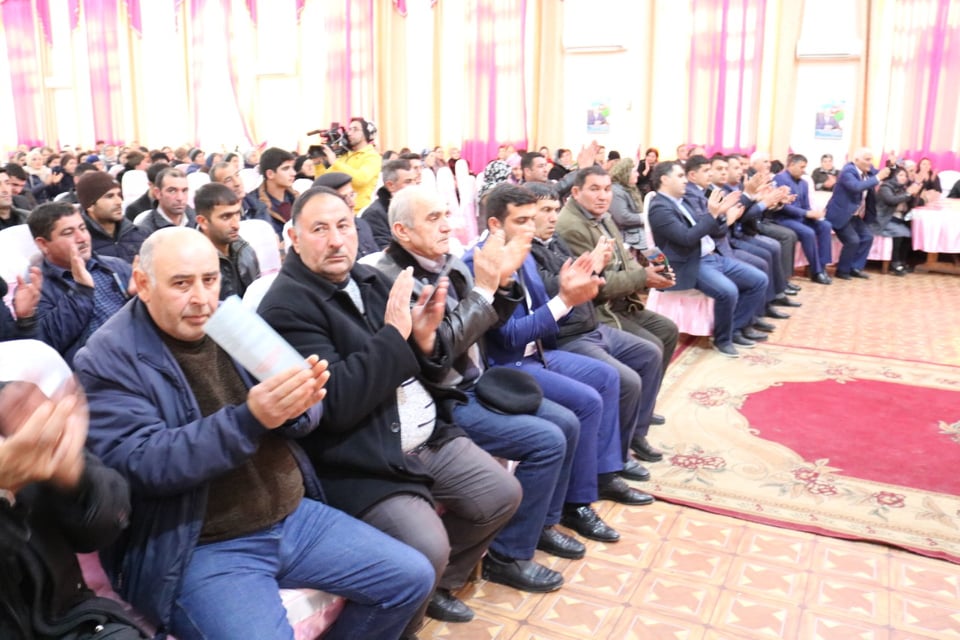 Fəzail Ağamalının seçicilərlə görüşləri uğurla davam edir - FOTO