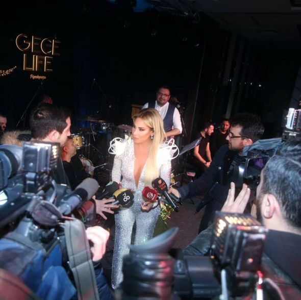 Məşhur müğənni plastik əməliyyata 30 min xərclədi - FOTO