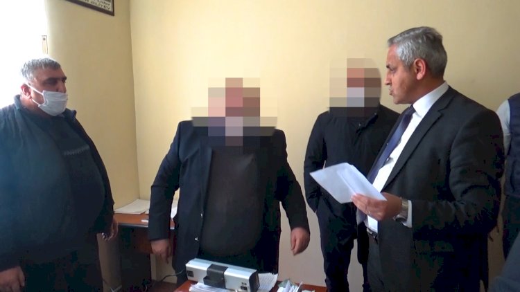 Azərbaycanda bələdiyyə sədri saxlanıldı – 431 ədəd saxta arayış satıb + Foto
