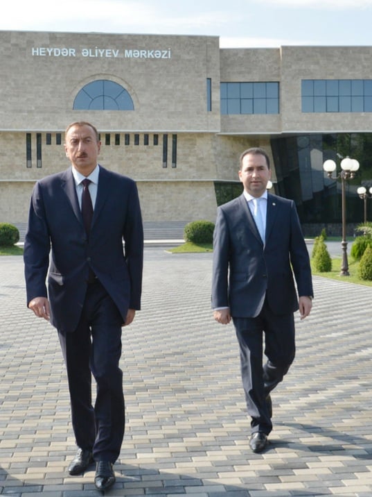 “Onların məqsədi Prezidentlə Azərbaycan gəncliyi arasına girmək və yeniləşmənin önünü kəsmək idi” – Ceyhun Osmanlı ilə MÜSAHİBƏ