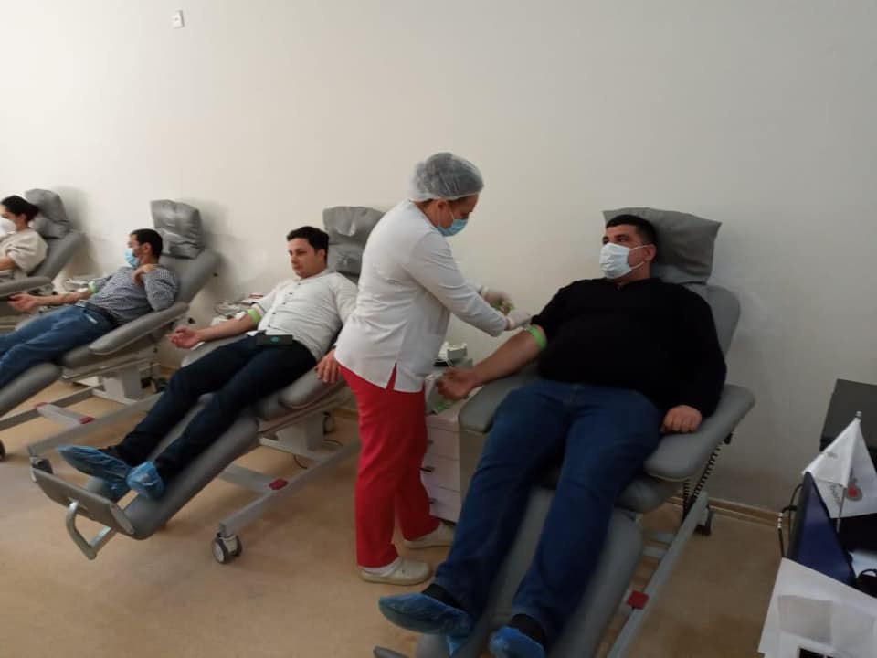 Millət vəkili qanvermə aksiyasından yazdı - FOTO