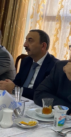 Şəhər mərkəzində avtomobil idarə edən prezident imiş? — VİDEO