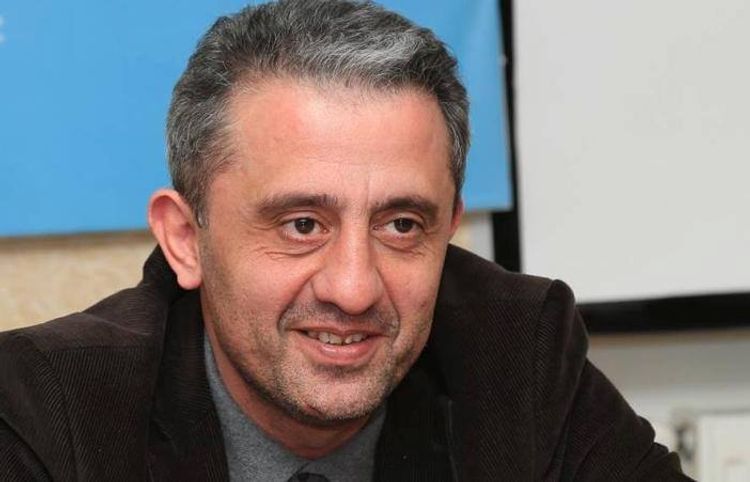Daha bir məşhur azərbaycanlı xəstəxanaya yerləşdirildi — KORONAVİRUSA GÖRƏ + FOTO