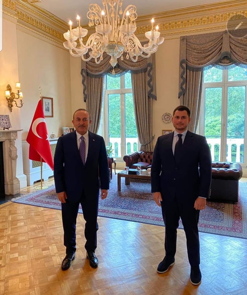 Azərbaycanlı milyarderin oğlu Mövlud Çavuşoğlu ilə bir arada - FOTO