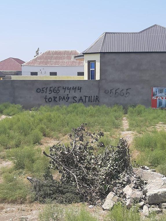 Minlərlə insan aldadılaraq neft mədəni ərazisində yaşamağa məhkum edilib
