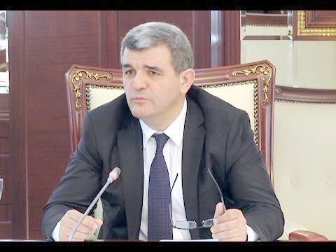 İcra başçısı millət vəkilinə qarşı: analoqsuz skandal