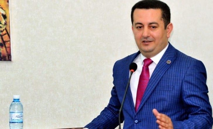 Tanınmış vəkil dustaqların azad edilərək cəbhəyə göndərilməsini TƏKLİF ETDİ