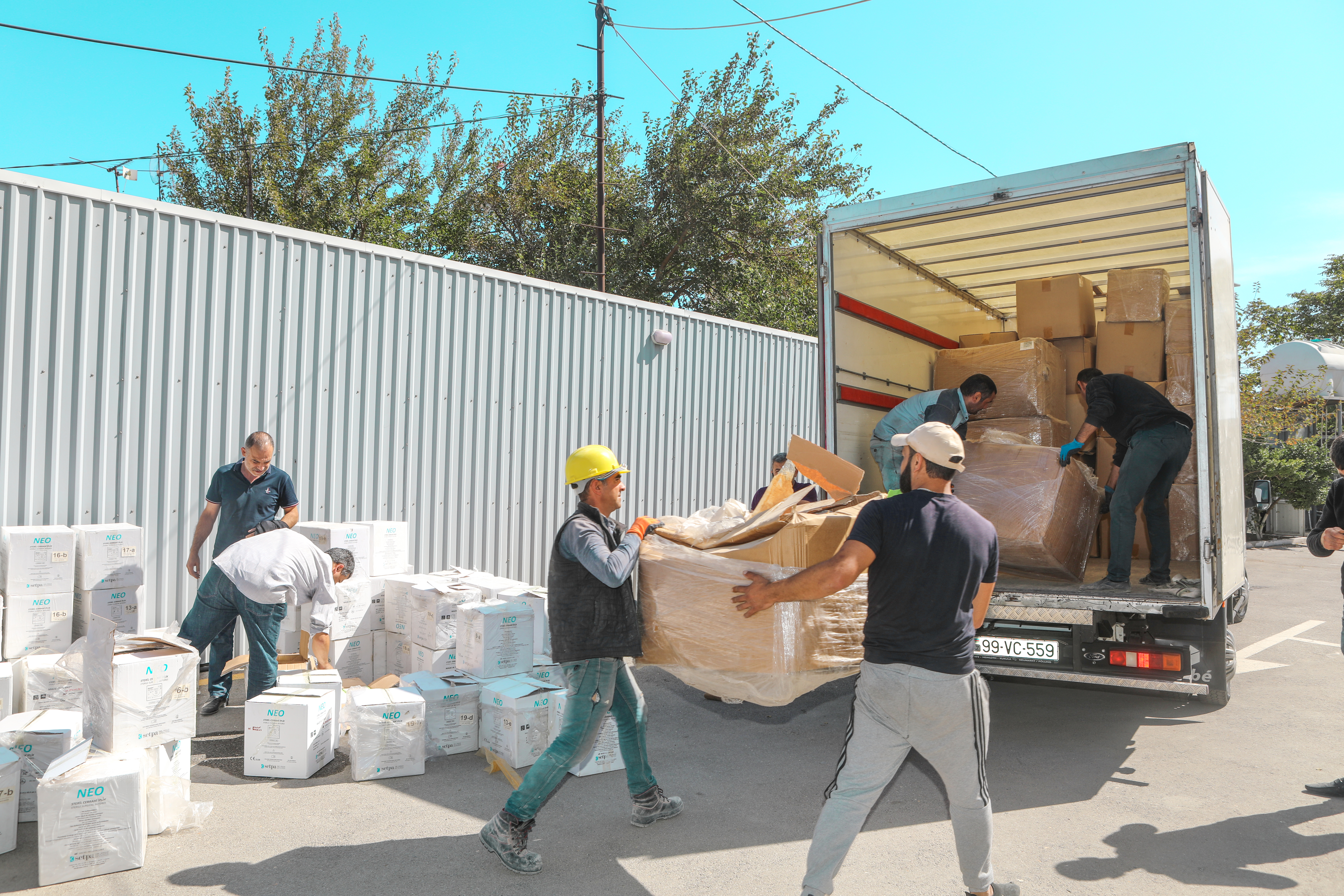 "Huner Group"dan Silahlı Qüvvələrə böyük yardım