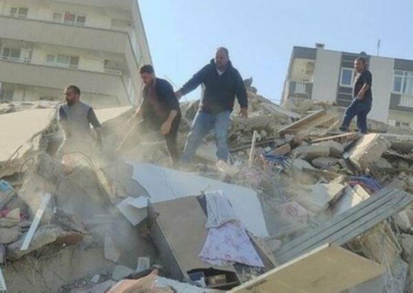 İzmirdə güclü zəlzələ: 17 ölü, 763 yaralı - FOTO/Yeniləndi