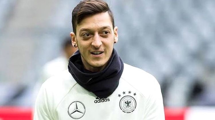 Mesut Özil Qarabağla bağlı paylaşımlarına görə sıxışdırılır - Kürşad Zorlu məşhur futbolçudan yazdı