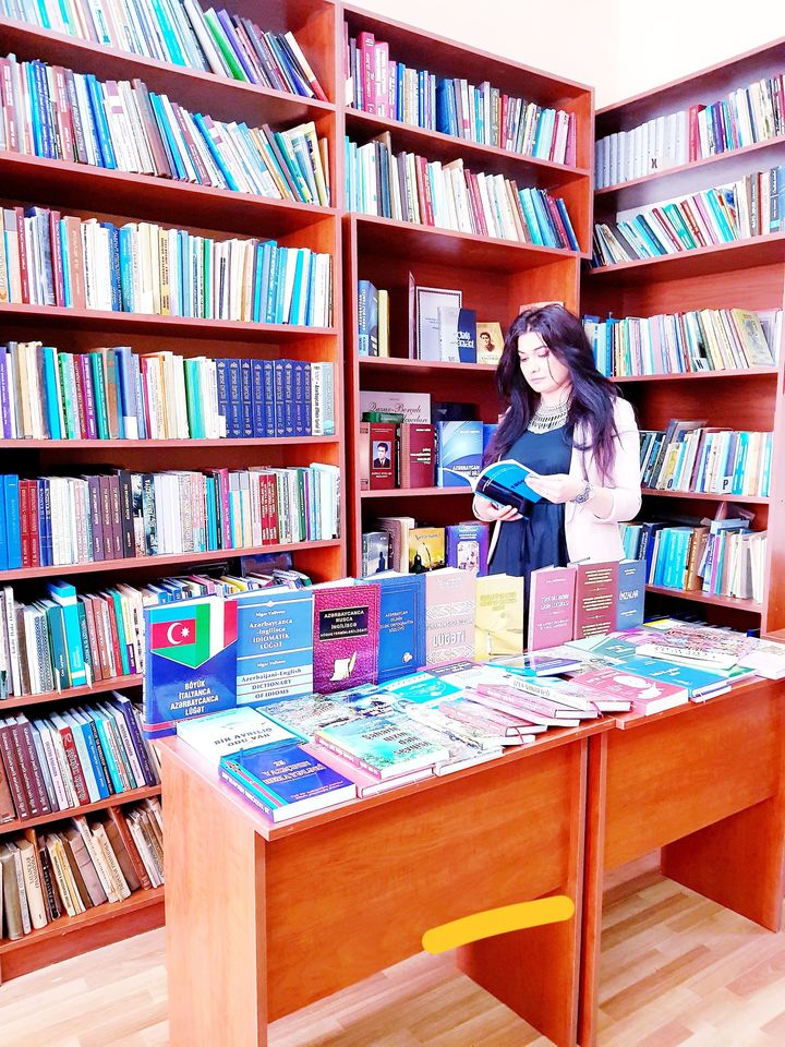 İnanılmaz oğurluq: AMEA-da 4 milyon kitab yoxa çıxıb