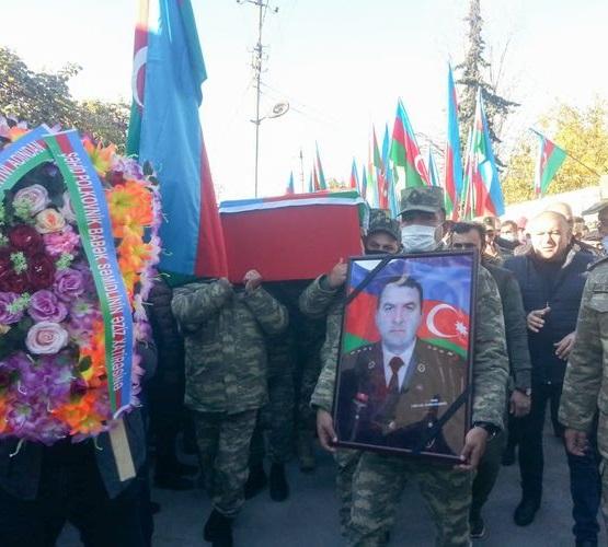 "Öz əsgərləri ilə çiyin-çiyinə vuruşurdu.." - Şəhid polkovnik Babək Səmidli Türkiyə mediasında