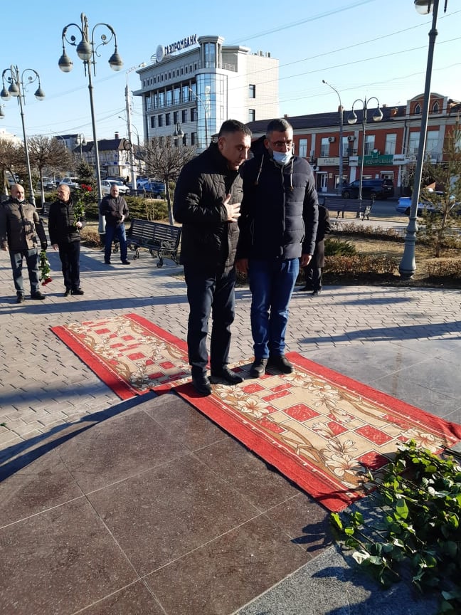 Həştərxanda Azərbaycanın ümummilli lideri Heydər Əliyevin xatirəsi yad edildi - FOTOLAR