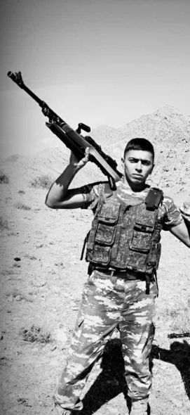 Şəhid Şirxan Xaməmmədovun anası: “13 aydır övladımı görmürdüm, görüşümə bayraqda gəldi” - FOTO