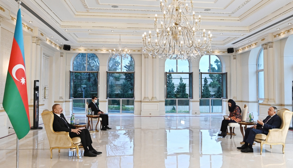 Prezident yeni səfirin etimadnaməsini qəbul etdi - FOTOLAR/YENİLƏNİB