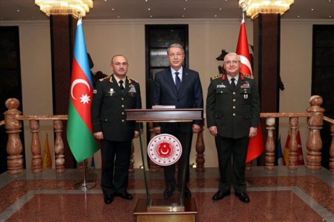Nəcməddin Sadıkovun yerinə o gətirilir? - FOTO