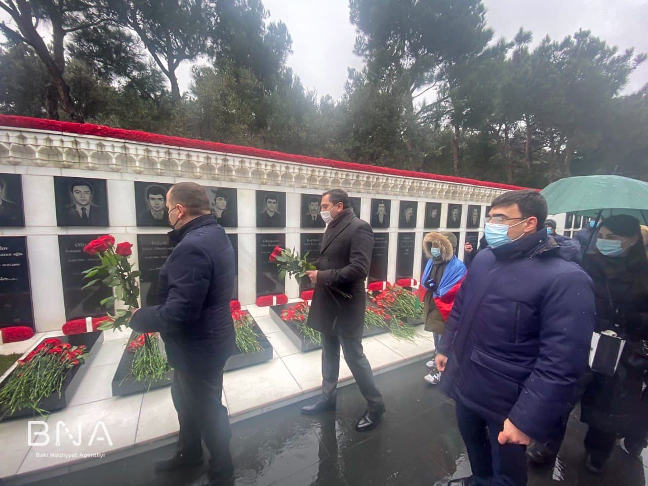 BNA rəhbərliyi Şəhidlər Xiyabanını ziyarət etdi - FOTOLAR
