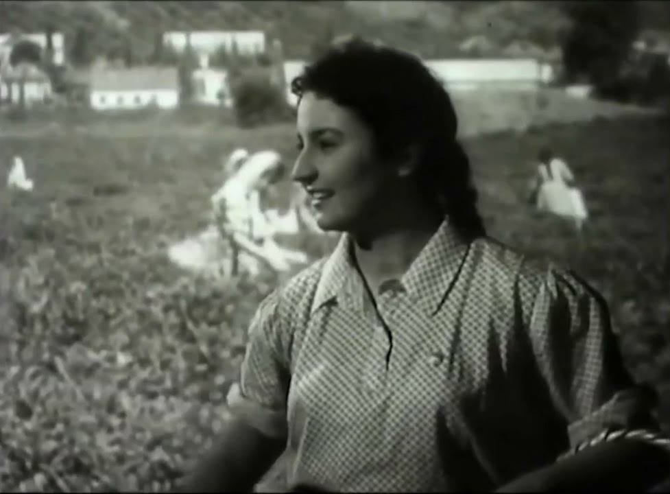 Anasından gizli filmə çəkildi, məşhur futbolçu ilə ailə qurdu, səssiz-küysüz dünyasını dəyişdi - Kinomuzun Gülpərisindən maraqlı faktlar