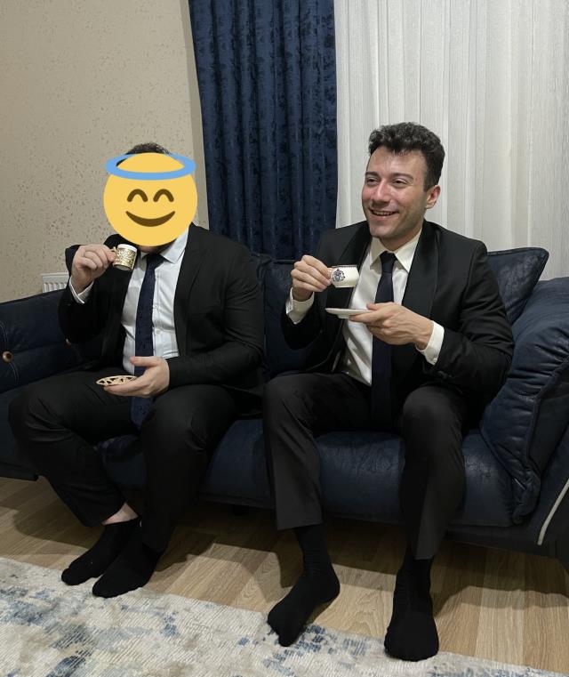 Məşhur "youtuber"dən valideynlərini itirmiş izləyicisinə jest: Qız istəməyə getdi - FOTOLAR