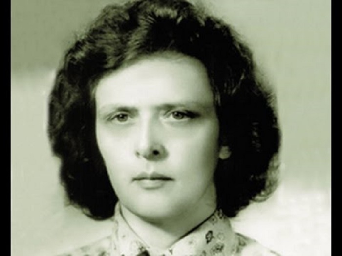 “Qızının bir yaşında əri tərk edir, yazdığı mahnı Akif İslamzadəyə problem yaradır...” – Elza İbrahimovanın həyat hekayəsi