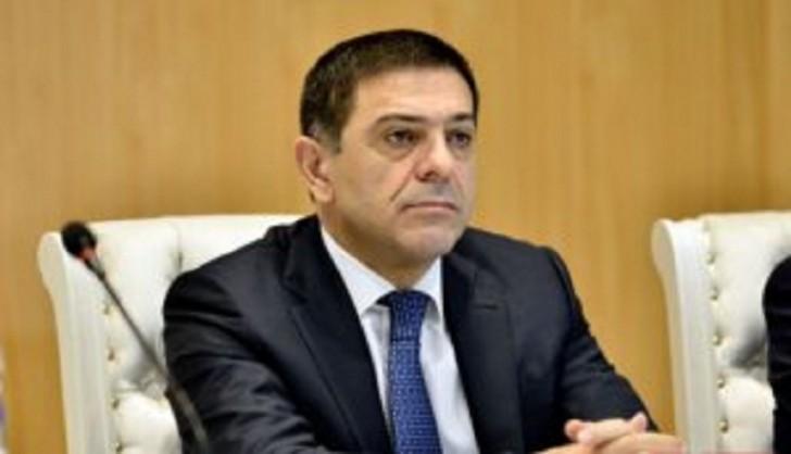 Fazil Məmmədov Londona qaçmaq istəyir? - Sabiq nazirlə bağlı yeni iddialar