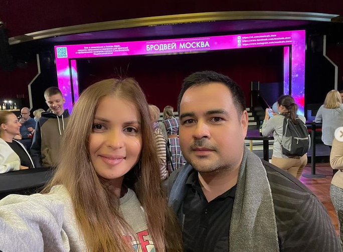 Sevda Yahyayevanın həyat yoldaşı ilə romantik Moskva tətili: "Bu soyuq, boz şəhər..." - FOTOLAR