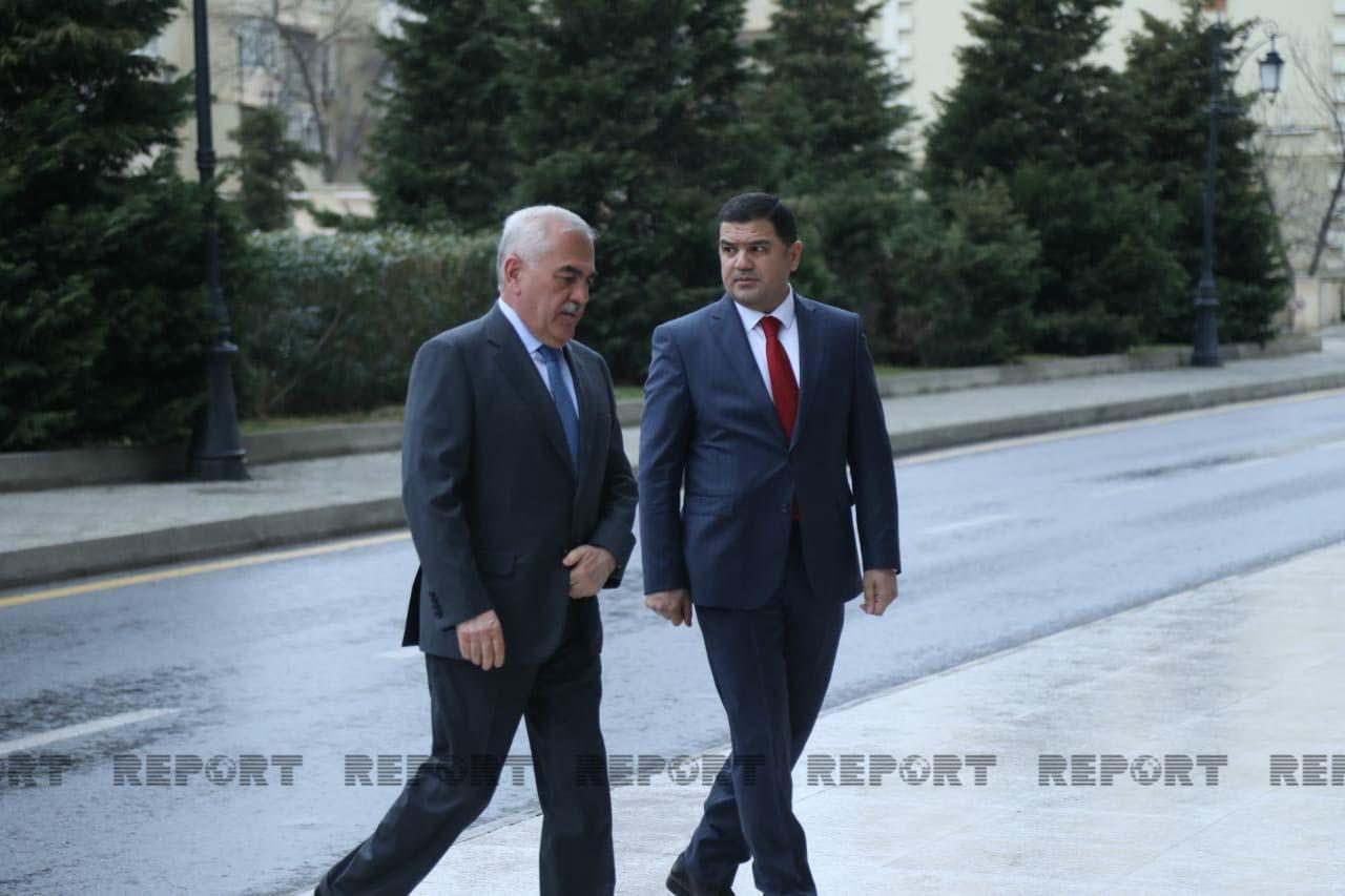 Vasif Talıbov YAP-ın qurultayına gəlib - FOTO