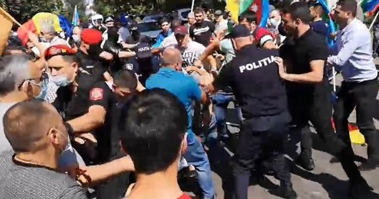 Səfir üzərindən Azərbaycana qarşı kampaniyanı kim təşkil edir - ERMƏNİ İZİ