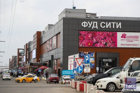 Əli Heydərovun qətlinin TƏFƏRRÜATI: silahlı cangüdən çölə çıxıb, az sonra killer atəş açıb