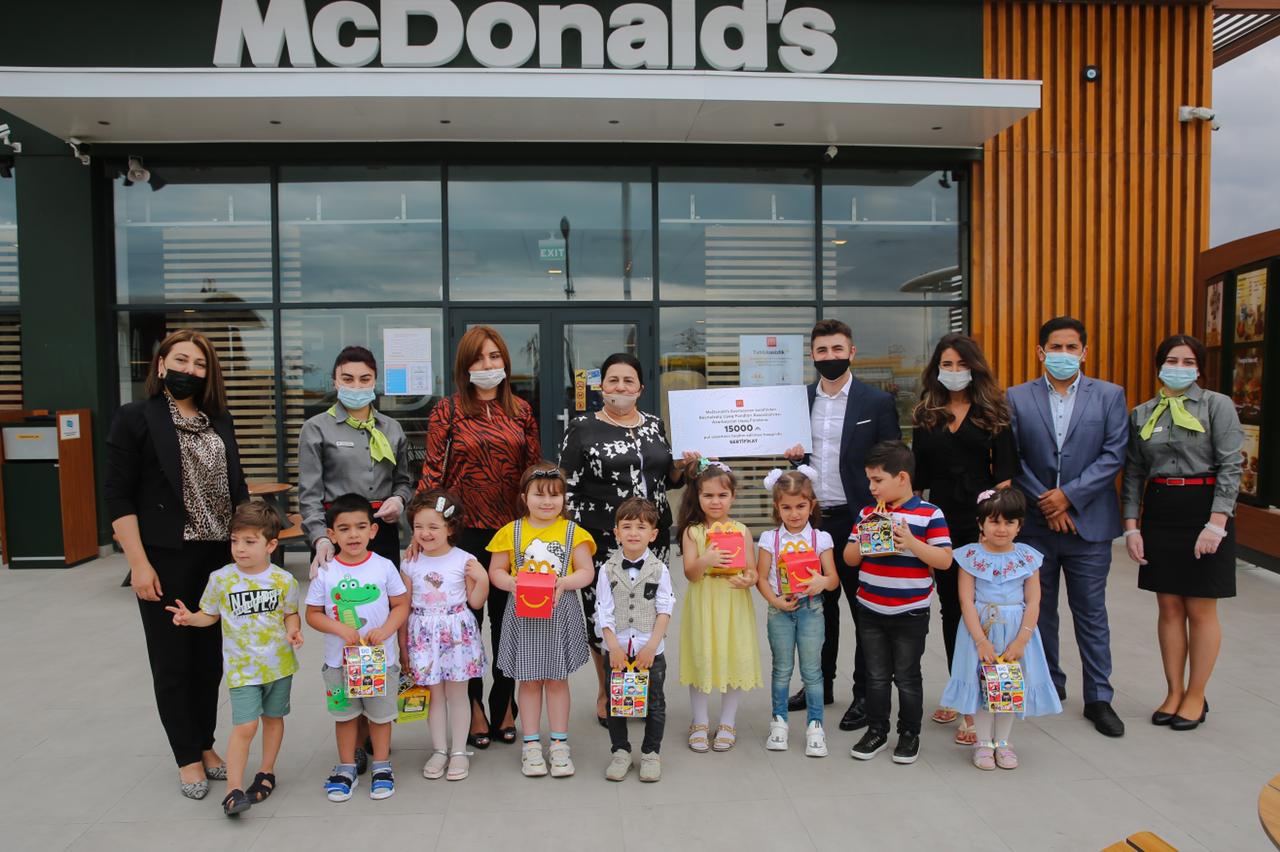 “McDonald’s Azərbaycan” şirkəti Uşaqların Beynəlxalq Müdafiəsi Günü münasibətilə xeyriyyə aksiyası keçirdi - FOTO