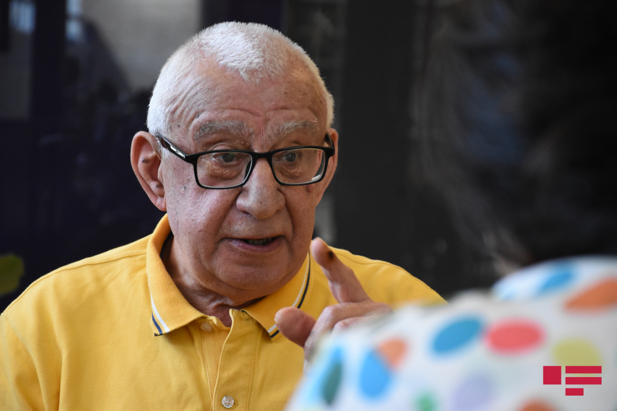 “Anam atamı Xalq artisti ilə yataq otağında tutdu” - Azərbaycanlı məşhurun oğlundan ŞOK AÇIQLAMA