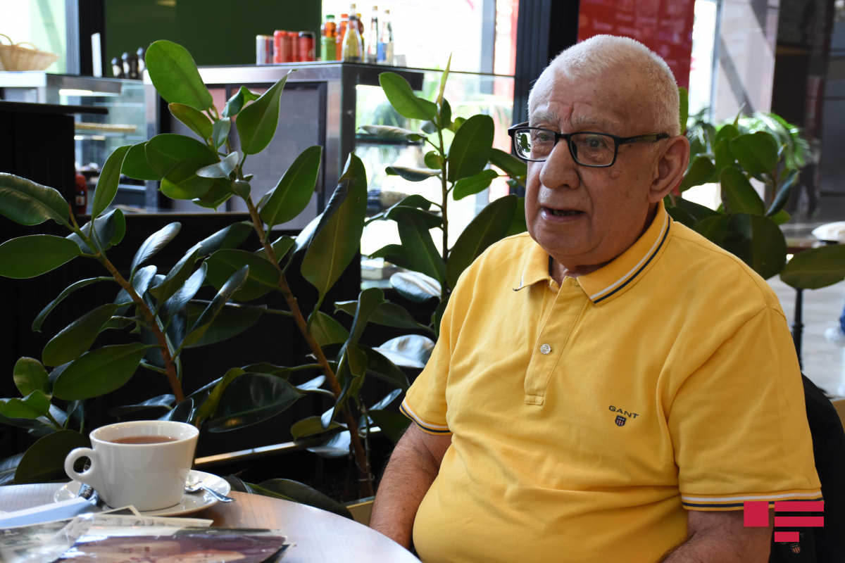 “Anam atamı Xalq artisti ilə yataq otağında tutdu” - Azərbaycanlı məşhurun oğlundan ŞOK AÇIQLAMA