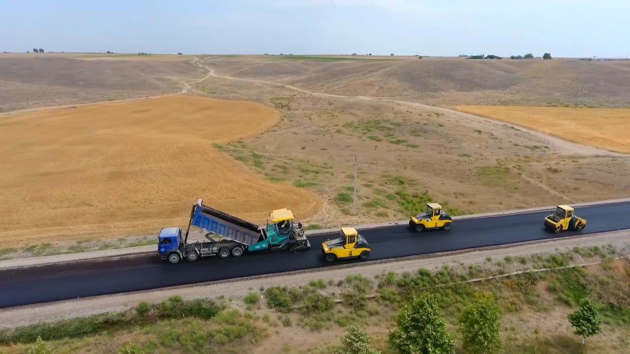 "Zəfər yolu"nun asfaltlanmasına başlanıldı