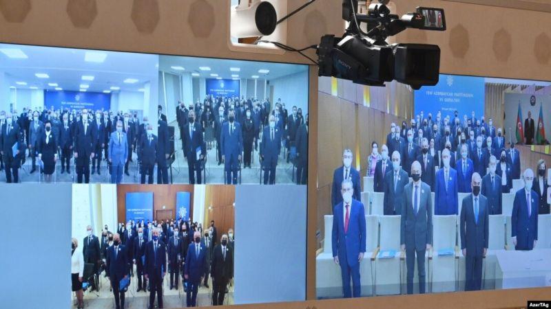 Hakim partiyada səssiz yenilənmə... – Deputatlar və məmurlar YAP-dakı vəzifələrini itirdilər