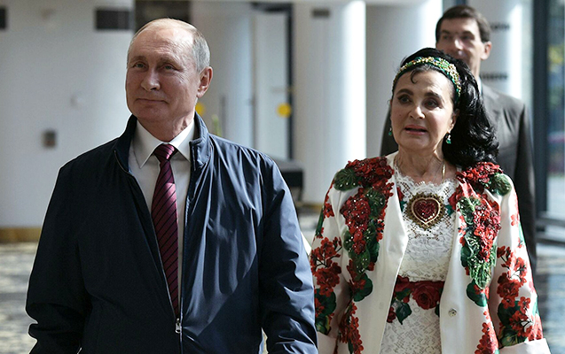 Putinlə mübahisədən çəkinməyən milyarder xanımı...
