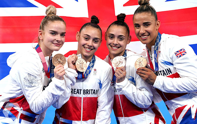 Azərbaycanlı bacılar Olimpiadada ilk medalını qazandı - FOTOLAR