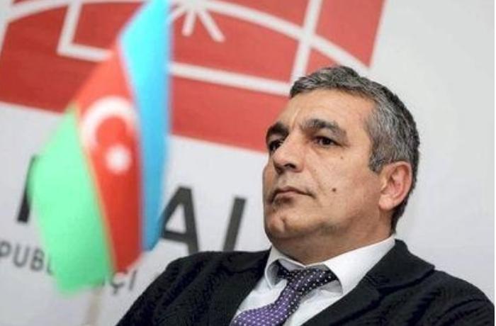 Ekspertlər vaksinasiyaya məcburetmə kampaniyasına qarşı: “Ondansa, pul versinlər...”