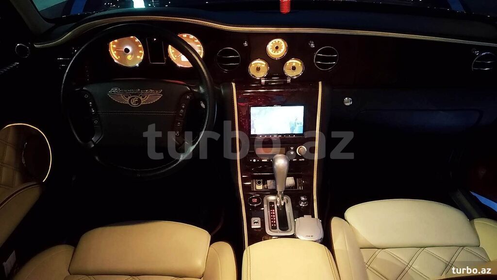 Cavanşir Məmmədov avtomobilini 125 min dollara satışa çıxardı - FOTO + VİDEO