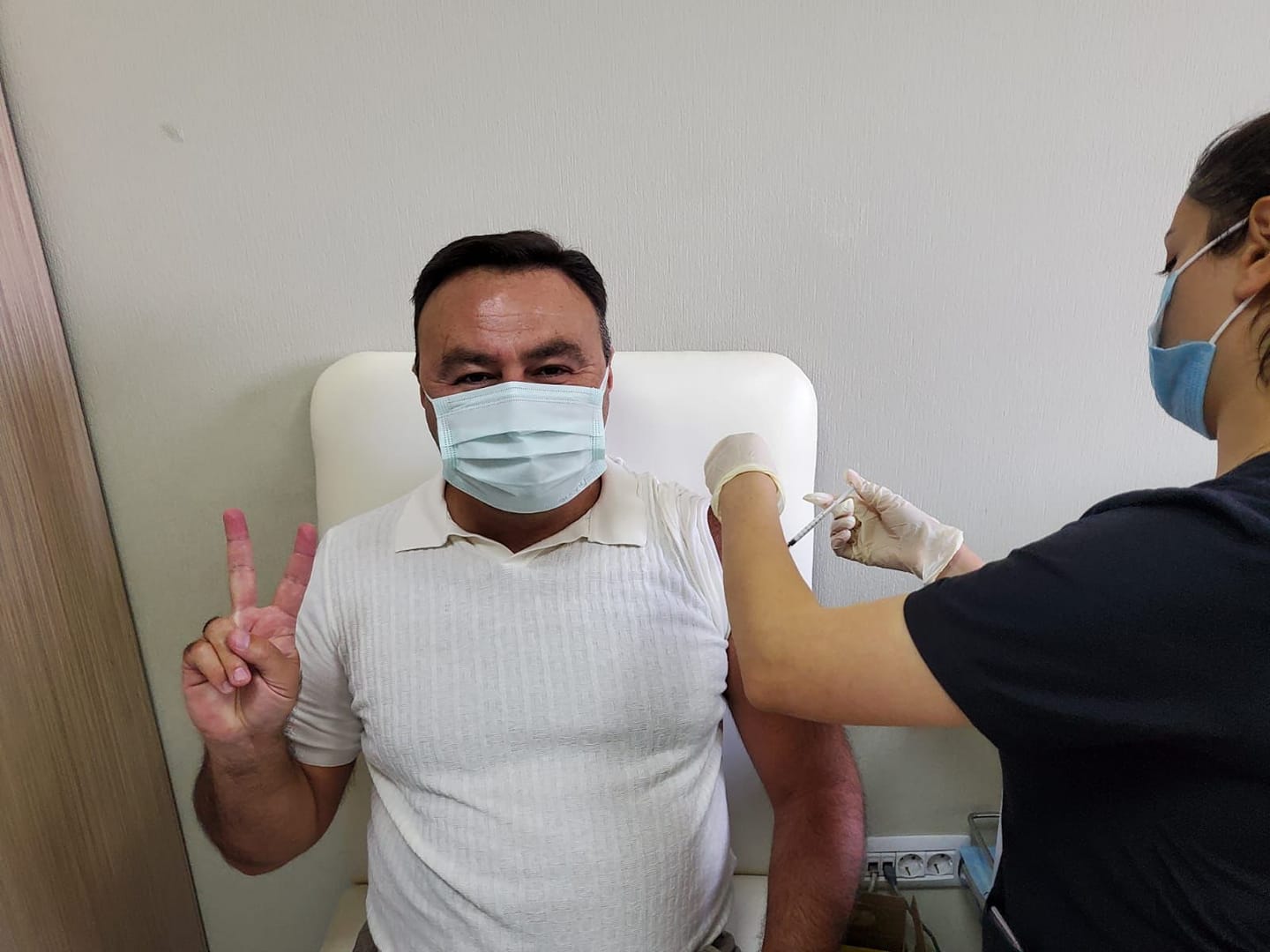 "Çoxlarımız bu imkandan istifadə etməmişik, yaxud da imtina edirik" - Elnur Allahverdiyev